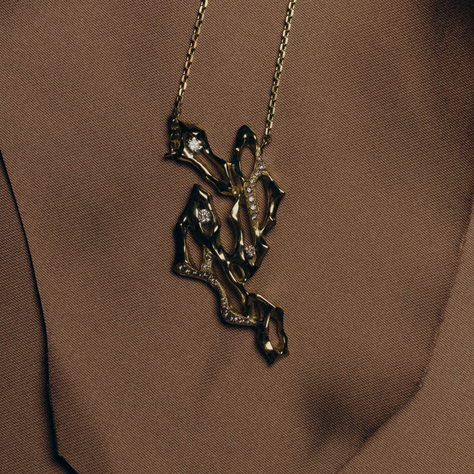 Evolve Big Pave Diamond náhrdelník